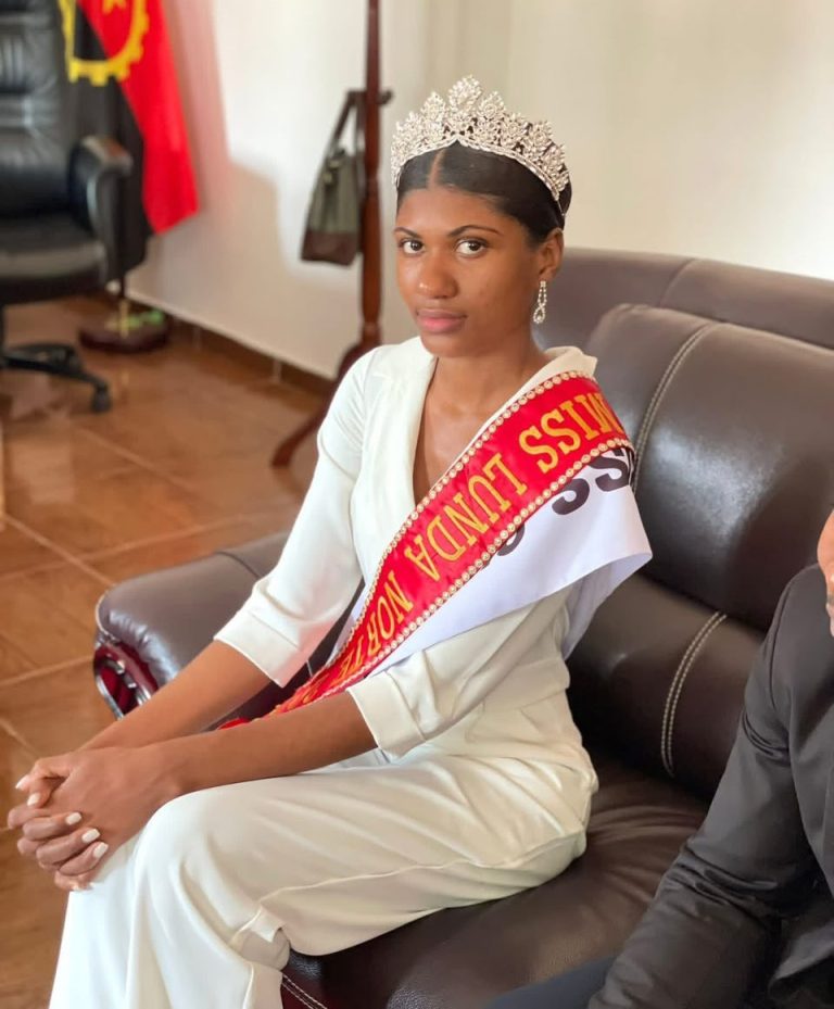 MISS LUNDA-NORTE ELEGE COMBATE AO ABANDONO ESCOLAR COMO PRIORIDADES DO SEU MANDATO
